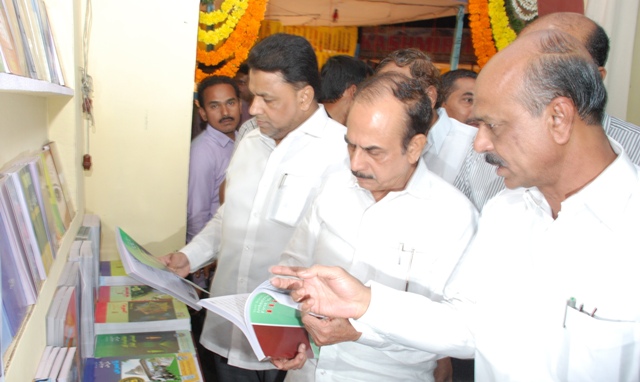 urduacademysbookstalltobeinauguratedinexhibitiontoday
